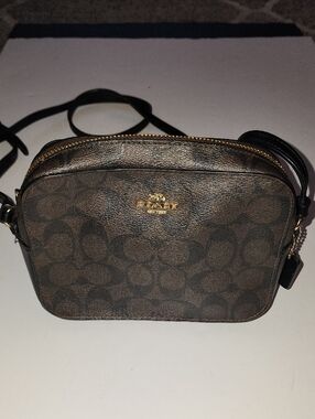 Coach Mini Camera Crossbody Bag with Signature Pattern. EUC